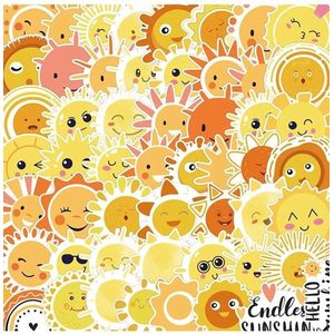 Zon Stickers - Set van 50 Stuks - Sun - Zomer - Zonnige - Grappig - Vrolijk - Stickers voor Laptop, Koffer, Bullet Journal en Planner - Stickers Kinderen en Volwassenen - Decoratieve Stickers - Creatief - Knutselen - Scrapbook