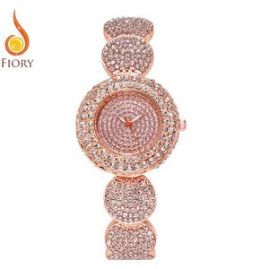 Fiory Horloge B1087 | Geneva | Horloge | Unisex| Volledig met Strass steentjes | Roestvrijstaal | rond| Rose-Goud