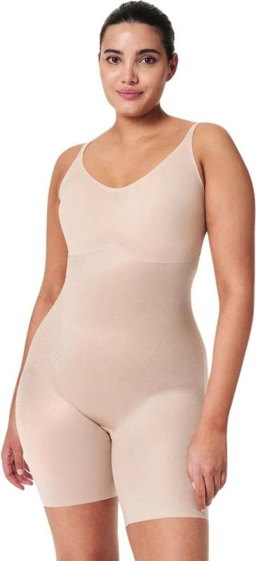 Spanx Thinstincts 2.0 - Closed-Bust Mid-Thigh Bodysuit - Kleur Champagne Beige (lichte huidskleur) - Maat S