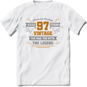97 Jaar Legend T-Shirt | Goud - Zilver | Grappig Verjaardag Cadeau | Dames - Heren | - Wit - 3XL