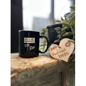Creaties van Hier - Beker - Black & White mok - Gas d'r op - met houten hartje Bedankt
