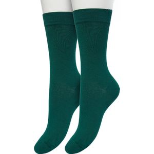 Bonnie Doon Basic Sokken Dames Donker Groen maat 36/42 - 2 paar - Basis Katoenen Sok - Gladde Naden - Brede Boord - Uitstekend Draagcomfort - Perfecte Pasvorm - 2-pack - Multipack - Effen - Donkergroen - Trekking Green - OL834222.380