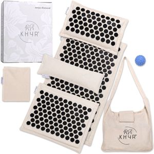 KHYR® - Nieuw - Zenya Diamond Acupressuurmat en set 2026 – 7-Delige Acupressuur Set – Gepatenteerde Diamantpatroon Spikes – Spijkermat Set - Spijkerbed - Shakti Mat - Beige met Zwarte Spikes - incl. Spikes Massagebal - incl. E-Book