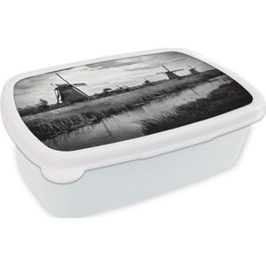 Broodtrommel Wit - Lunchbox - Brooddoos - Molen - Nederland - Water - Zwart - Wit - 18x12x6 cm - Volwassenen
