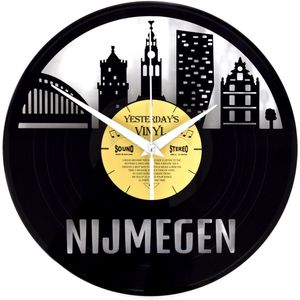 Skyline Nijmegen - Klok gemaakt van vinyl - langspeelplaat - LP klok - Met geschenkverpakking