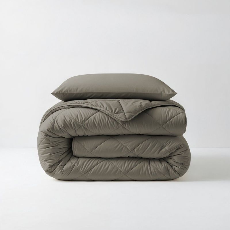 Easy - Dekbed - Effen - 140x200 cm - Warmteklasse 2 - All Year - Warm