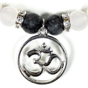 Armband labradoriet witte agaat ohm