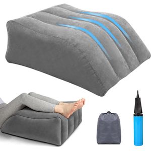 Beenverhogingskussen voor betere slaaphouding en bloedsomloop - Opblaasbaar wigkussen met luchtpomp - Vermindert zwellingen - Comfortabel en ondersteunend