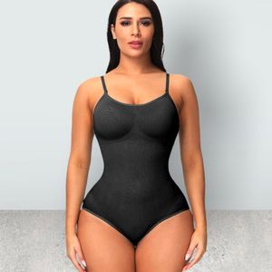 Wow Peach - Slimming Seamless Bodysuit - Shapewear - Body Shaper - Shape Waist & Breast - Slip - Premium - Zwart - Medium