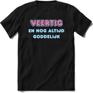 40 Jaar Goddelijk - Feest kado T-Shirt Heren / Dames - Licht Blauw / Licht Roze - Perfect Verjaardag Cadeau Shirt - grappige Spreuken, Zinnen en Teksten. Maat S