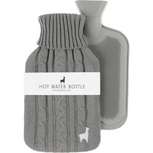 Warmwaterkruik met Gebreide Hoes voor Pijnverlichting en Ontspanning