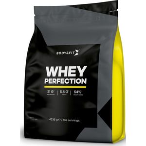 Body & Fit Whey Perfection - Proteine Poeder / Whey Protein - Eiwitpoeder - 4540 gram (162 shakes) - Aardbei