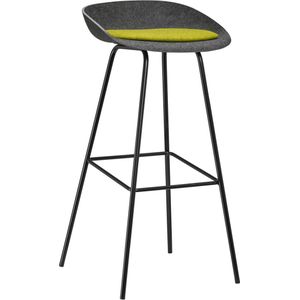 Felt High - PET Stoel Antraciet - Zwart Frame - 100% recycle plastic en staal - Zitting Groen (Fair Furniture Group – Nederlands Familiebedrijf)