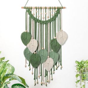 Macramé wandtapijt, kleine commerciële wandbehang, decoratie met houten kralen en groene bladeren, macramé, bladeren, wandtapijt voor boho-decoratie, woning, kinderkamer, feestdecoraties