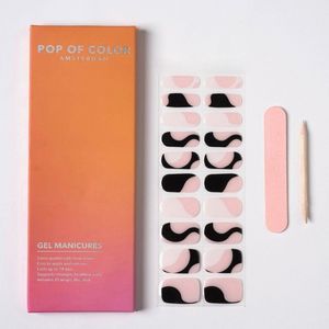 Pop of Color Amsterdam – Name: Black or White – Color: Black & White – Gel Nail Wraps – Gel Manicures – Gellak Stickers – Nagelstickers – Gel Nagel Stickers – Nail Wraps – Nagel Stickers – Nagel Wraps – Nail Stickers – popofcoloramsterdam