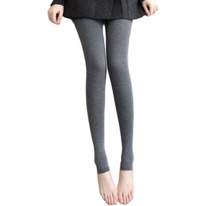 Herfst/Winterbroek - Lengte circa 95-100 cm - Geschikt voor gewichten van circa 40-70 kg - Fleece gevoerd en extra warm - Thermische broek met hoge taille - Gekamde geribbelde gestreepte legging - Geschikt voor herfst en winter