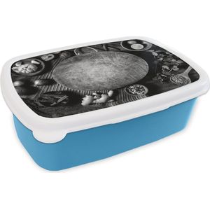 Broodtrommel Blauw - Lunchbox - Brooddoos - Een afbeelding van een snijplank met rauwe groenten eromheen - zwart wit - 18x12x6 cm - Kinderen - Jongen