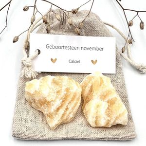 Geboortesteen november - Calciet ruw zakje - edelstenen - vriendschap - gefeliciteerd - verjaardag cadeau man/vrouw - geluksbrenger - brievenbus kado - giftset