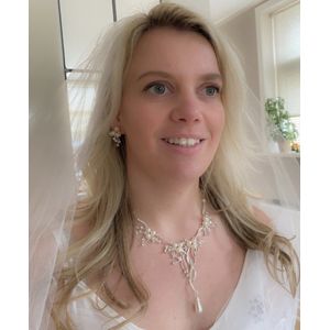 Bruid- Ketting- Oorbellen- Evelien - Trouwen-Charme Bijoux