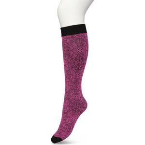Bonnie Doon Dames Bloemen Panty Kniekousen Roze maat 36/42 - Knie Kousen 100 denier - Gebloemd - Bloemen Print - Uitstekend draagcomfort - Mandala Flower Knee High - Kniesokken - Zakt niet af - OEKO-TEX - Rose Violet - BP221805.339