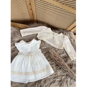 mouwloze jurk met jasje-vintage jurk-linnen jurk bruidsjurk-doopjurk-tweedelige set- bruidsmeisjes-doopsel-bruiloft-verjaardag-fotoshoot beige wit crème kleur -18 tem 24 maanden maat 92