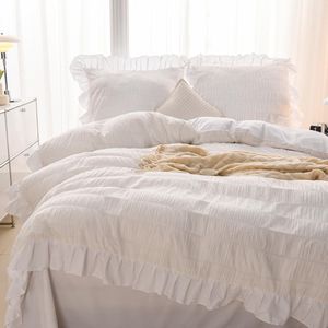 La'Moussawi ® Romantisch Beddengoed met Ruches en Strepen voor Meisjes en Dames met Kussensloop