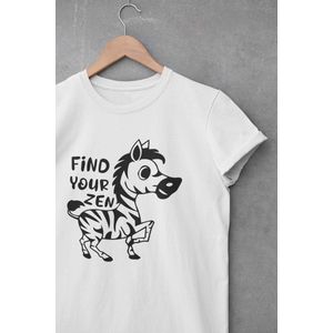 Shirt - Find your zen - Wurban Wear | Grappig shirt | Leuk cadeau | Unisex tshirt | Yoga | Yoga nidra | Yoga kleding | Yoga shirt | Yogamat | Wit