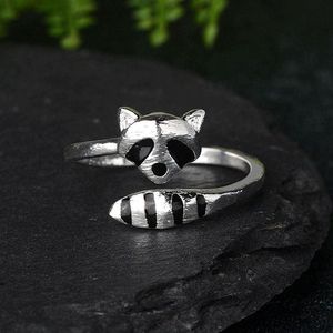 Open Wasbeer Ring - Schattige Dieren Openingsring - Instelbare Vingerring - Duimring - Creatief Verzilverd - Voor Vrouwen en Mannen - Sieraden Accessoires .