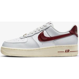 Nike Air Force 1 '07 SE Swoosh Pocket Sneaker Schoenmaat EU : 41