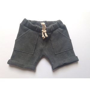 Keijo Donker Grijs baby shorts - verstelbare koord | Korte broekjes | PETITE EvelinaApparel