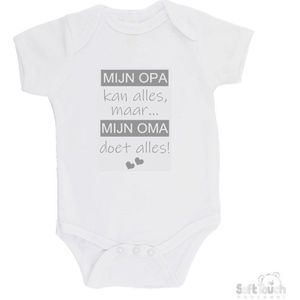100% katoenen Romper ""Mijn opa kan alles, maar mijn oma doet alles"" Unisex Katoen Wit/grijs Maat 62/68