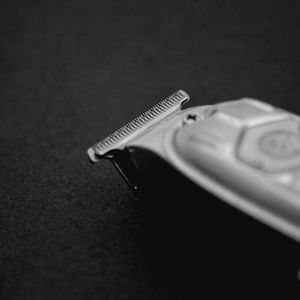Professionele trimmer voor haar en baard - 6000 R.P.M, zilverkleurig