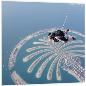 PVC Schuimplaat - Parachutespringer boven de Palm van Dubai - 100x100 cm Foto op PVC Schuimplaat (Met Ophangsysteem)