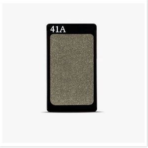 John V G eyeshadow 41A Fall in Love