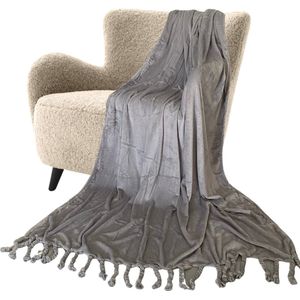Heerlijk Warme Fleece Deken – Fleece Plaid - 150x200CM – Plaids - Licht Grijs met Flosjes - interérior serie Plaids & Grand Foulards