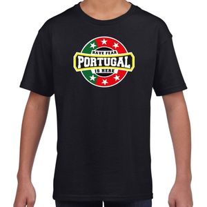 Have fear Portugal is here t-shirt met sterren embleem in de kleuren van de Portugese vlag - zwart - kids - Portugal supporter / Portugees elftal fan shirt / EK / WK / kleding 110/116