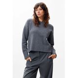 2502010805 Classic knit