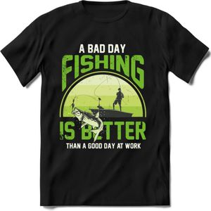 A Bad Day Fishing - Vissen T-Shirt | Groen | Grappig Verjaardag Vis Hobby Cadeau Shirt | Dames - Heren - Unisex | Tshirt Hengelsport Kleding Kado - Zwart - 3XL