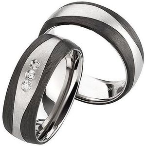 Carbon en titanium ringen met 3 briljanten