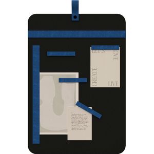 Magneetbord 50x35 Handles and more® | BLAUW / zwart staal / rechte magneetstrips (inclusief 6 leren magneet strips)