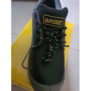 Satexo Werkschoenen - S10 Rock l - Lage schoen - Zwart - Maat 42 - S3