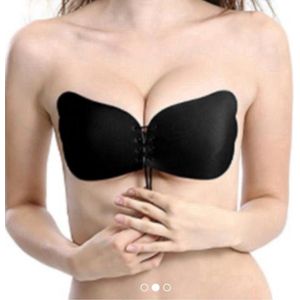New Age Devi - Plak bh push-up - push-up plak bh - siliconen bh - onzichtbare bh - zelfklevende bh - zwart - cup C