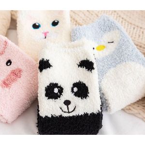 Fluffy Sokken dames - 3 paar - huissokken - dikke sokken - beige - blauw - grijs - print panda - beer - pinguin - 36 - 40 - cadeau voor haar - Kerst cadeau - geschenk vrouwen