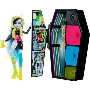 Monster High Skulltimate Secrets - Neon Frights - Frankie Stein - 21 cm - Modepop