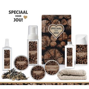 Geschenkset ''Speciaal voor jou'' - 8 Producten - 750 Gram | Giftset voor haar - Luxe cadeaubox - Wellness Set – Cadeaupakket - Cadeau vrouw – Vriendin – Zus – Moeder – Moederdag – Verjaardag – Kerstpakket – Kerstcadeau - Bruin - Kerst Geschenk