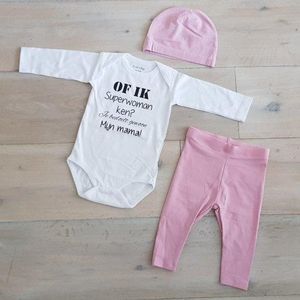 Baby Meisjes Setje 3-delig cadeau geboorte newborn | maat 74-80 | roze mutsje roze broekje en wit romper lange mouw tekst zwart of ik superwoman ken je bedoelt gewoon mijn mama | Bodysuit | Huispakje | Kraamkado | Gift Set