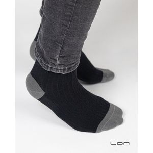 LON sokken - katoen met kasjmier - marine blauw/grijs - maat 39-42 - zacht - licht van gewicht - ademend - vochtregulerend - neutraliseert geur - natuurlijke antibacteriële eigenschappen - optimale pasvorm - stimulerend voor voeten - Made in Portugal