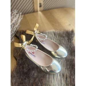 meisjesschoenen-luxe feestschoenen-ballerina's-orthopedic-licht gouden kleur-glanzend- vintage stijl-sierstrik -enkelsieraad-parels-siersteentjes-bruidsmeisjes-bruiloft-feest-verjaardag-fotoshoot-maat 29