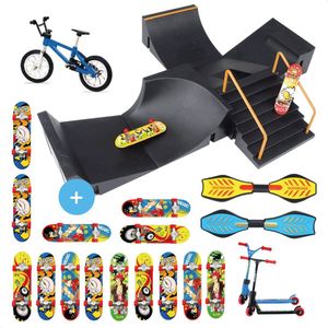 Jespro XL Bundel Fingerboard skatepark + 19 accessoires - Set - 6 Ramps - Incl 14 skateboards - Tech - Vinger - Skateboard - Mini - Deck