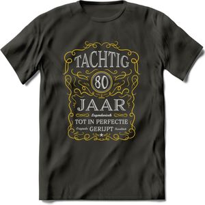 80 Jaar Legendarisch Gerijpt T-Shirt | Geel - Grijs | Grappig Verjaardag en Feest Cadeau Shirt | Dames - Heren - Unisex | Tshirt Kleding Kado | - Donker Grijs - XL
